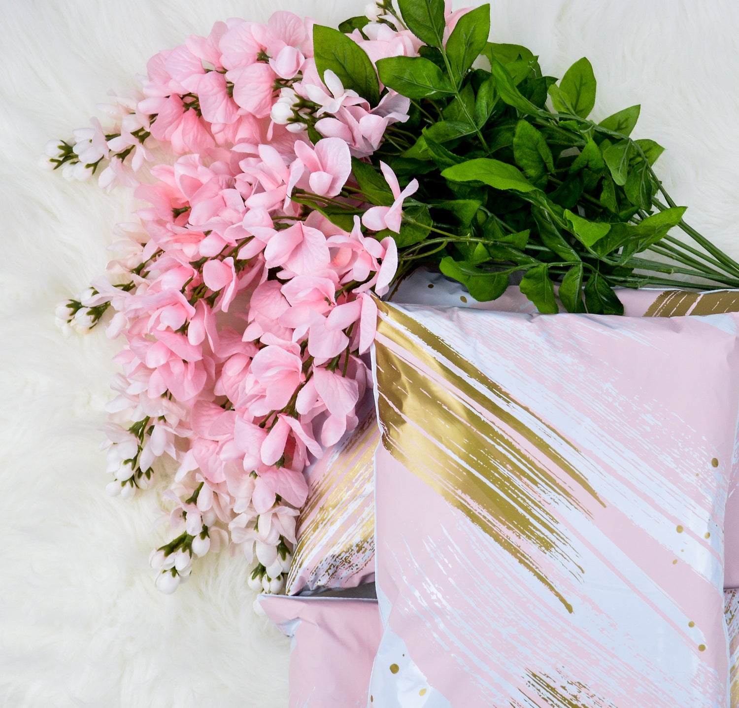 Reusable eco-friendly durable waterproof tear-resistant non-see-through self sealing cute poly mailer shipping envelope mailing bags for small business eBay Poshmark Etsy Depop Shopify thrift resellers clothing